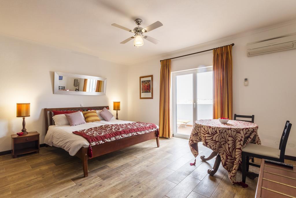 Holiday Lagos Hotell Eksteriør bilde